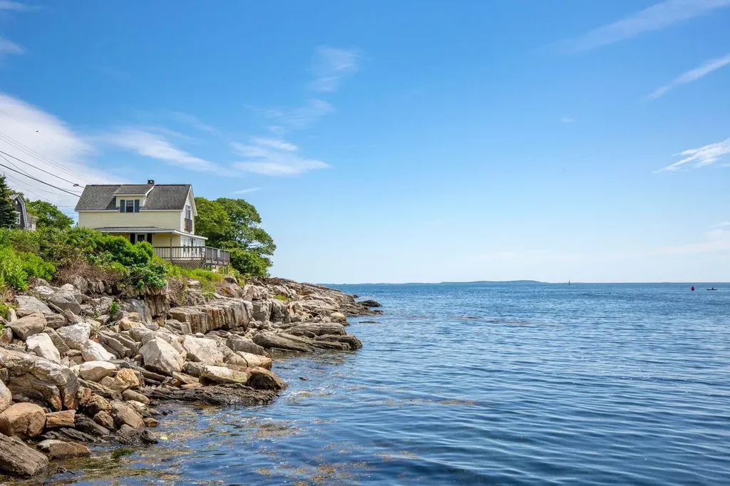 147 State Route 32 Bristol ME 04554