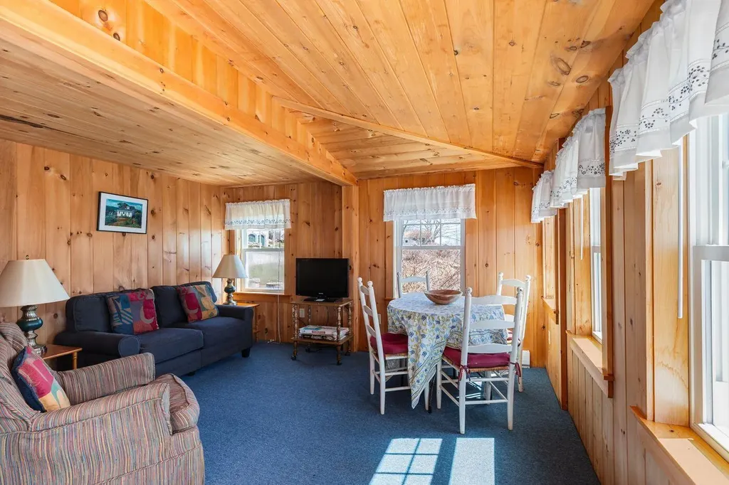 147 State Route 32 Bristol ME 04554