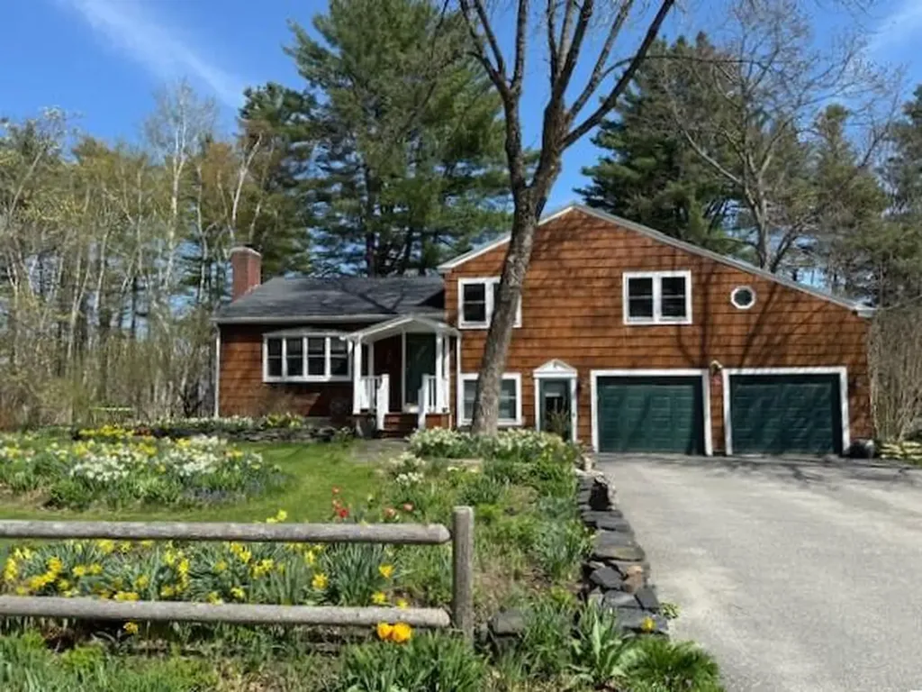 9 Cherry Hill Drive Waterville ME 04901