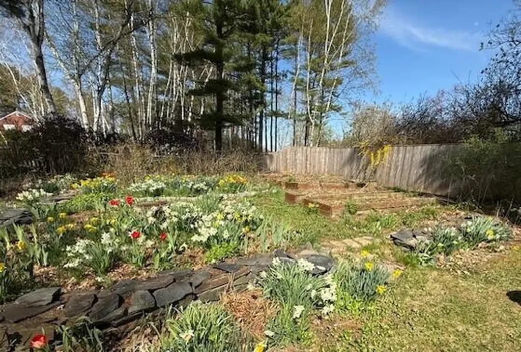 9 Cherry Hill Drive Waterville ME 04901