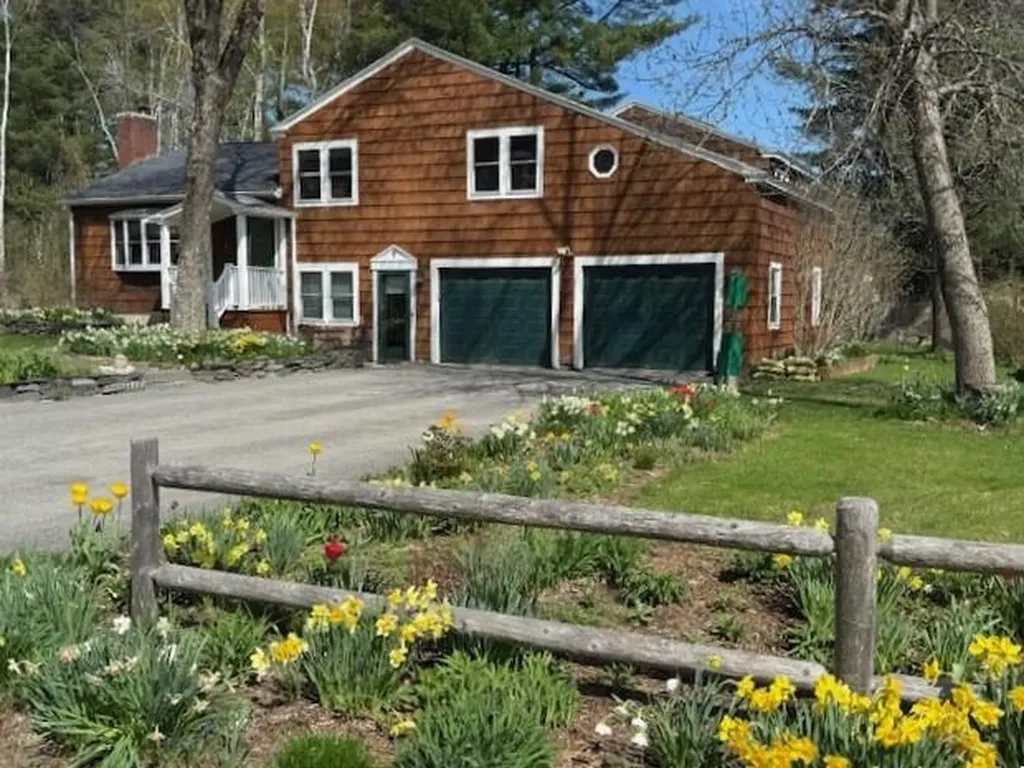 9 Cherry Hill Drive Waterville ME 04901