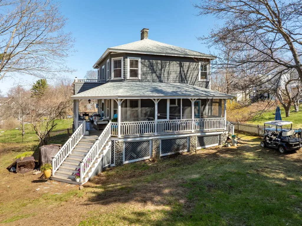 7 Prospect Avenue Portland ME 04108