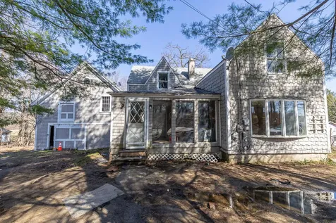 103 S Alpine Street Oakland ME 04963