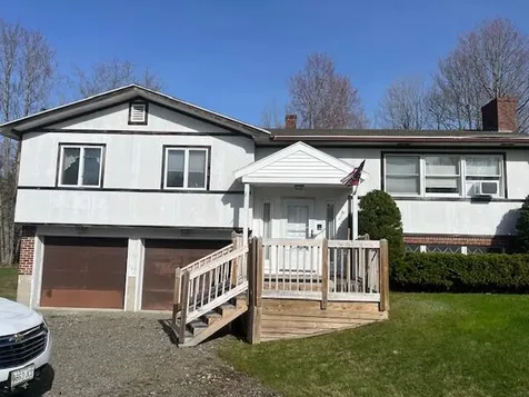 1049 Pushaw Road Glenburn ME 04401