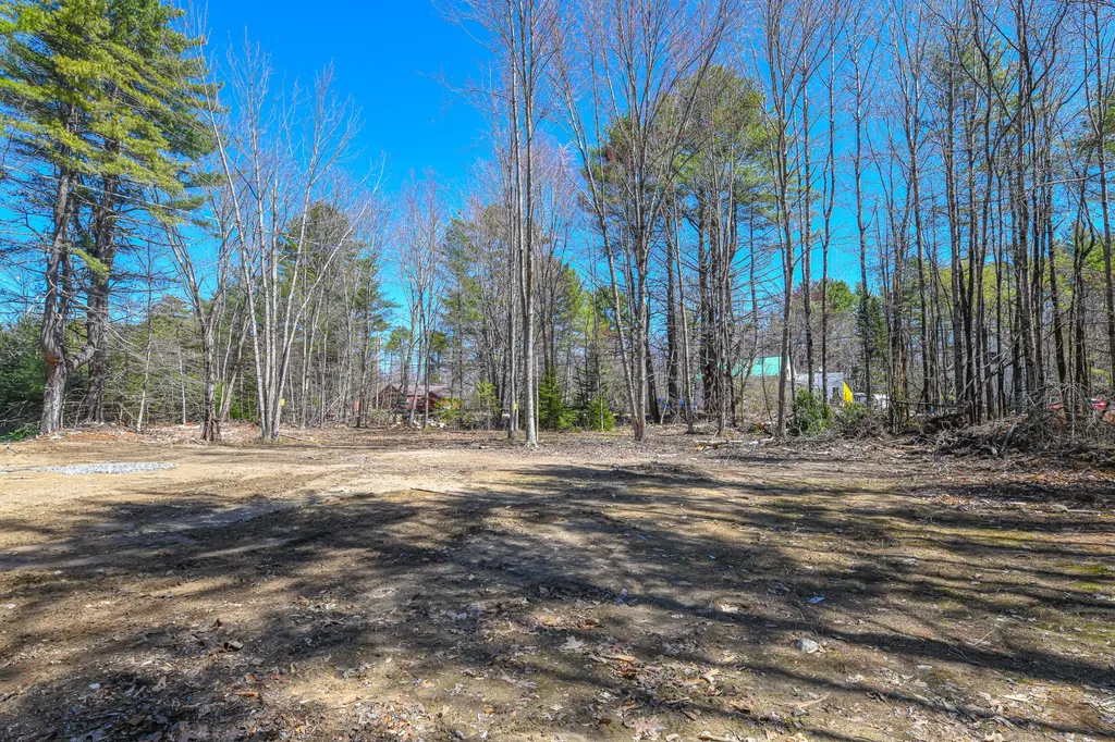 32 Rockwood Drive Harrison ME 04040