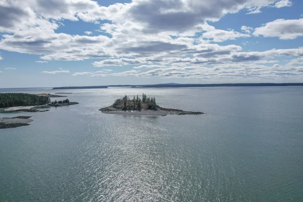 00 Eagle Island Addison ME 04606