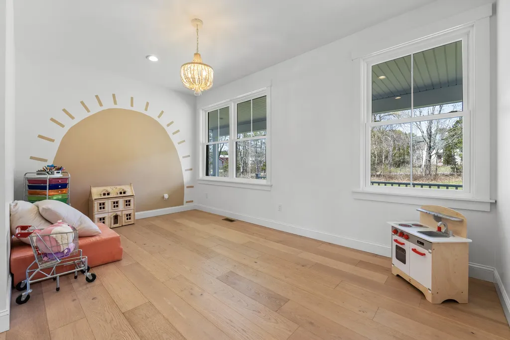 271 River Road Arundel ME 04046
