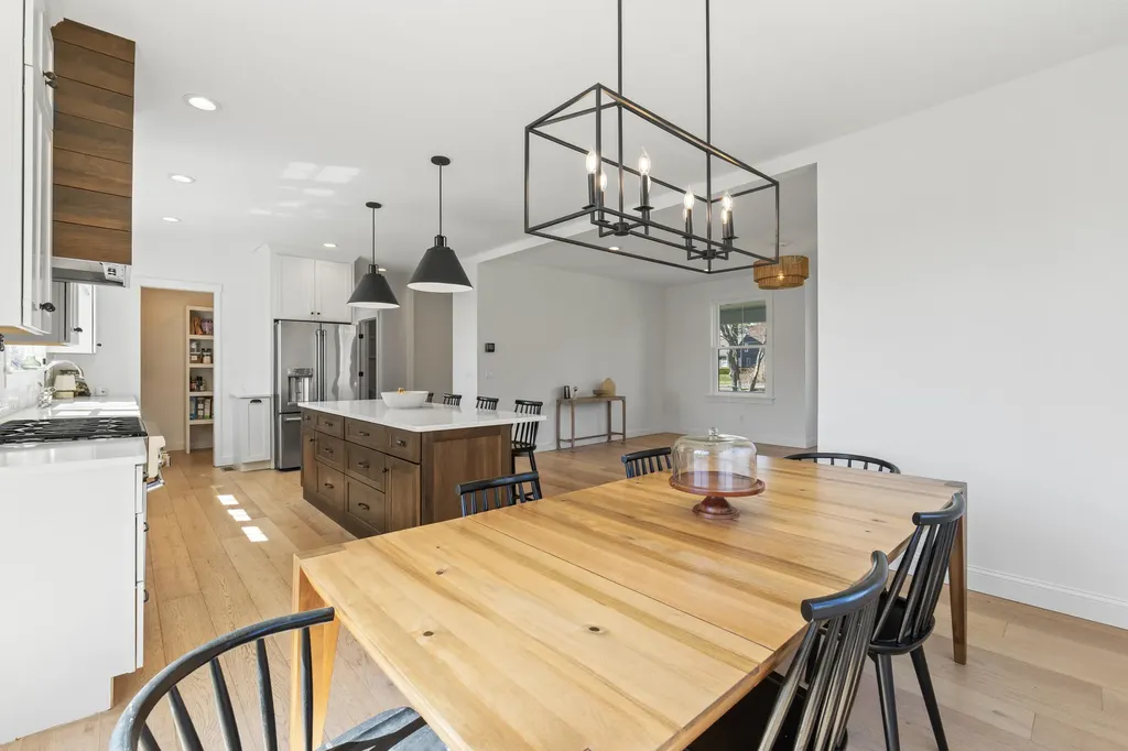 271 River Road Arundel ME 04046