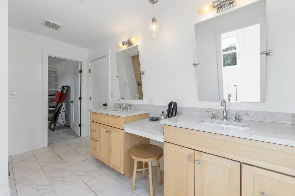 271 River Road Arundel ME 04046