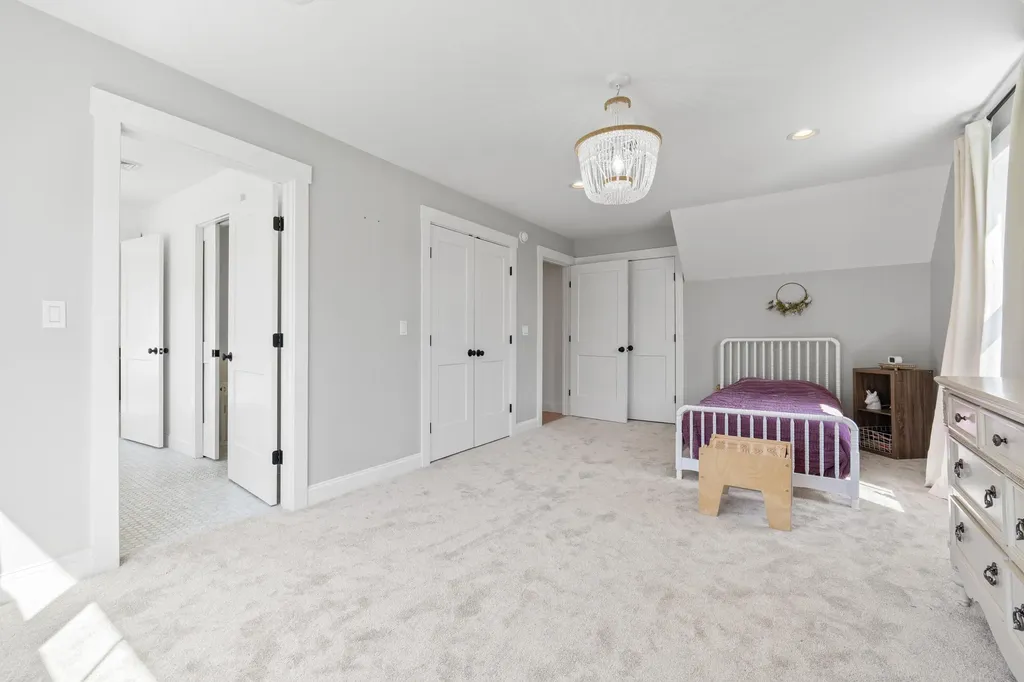 271 River Road Arundel ME 04046