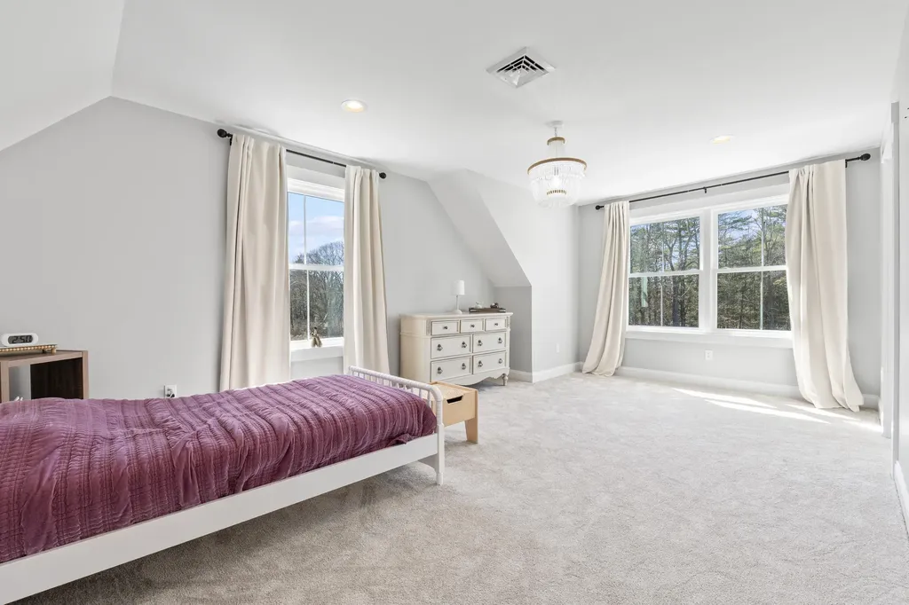 271 River Road Arundel ME 04046