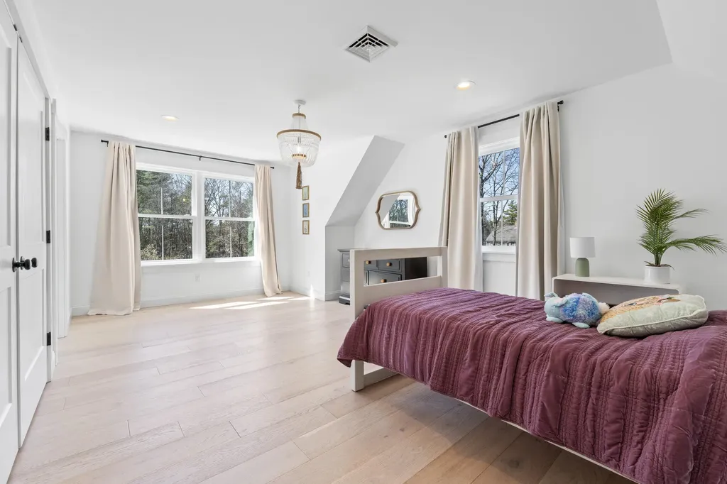 271 River Road Arundel ME 04046