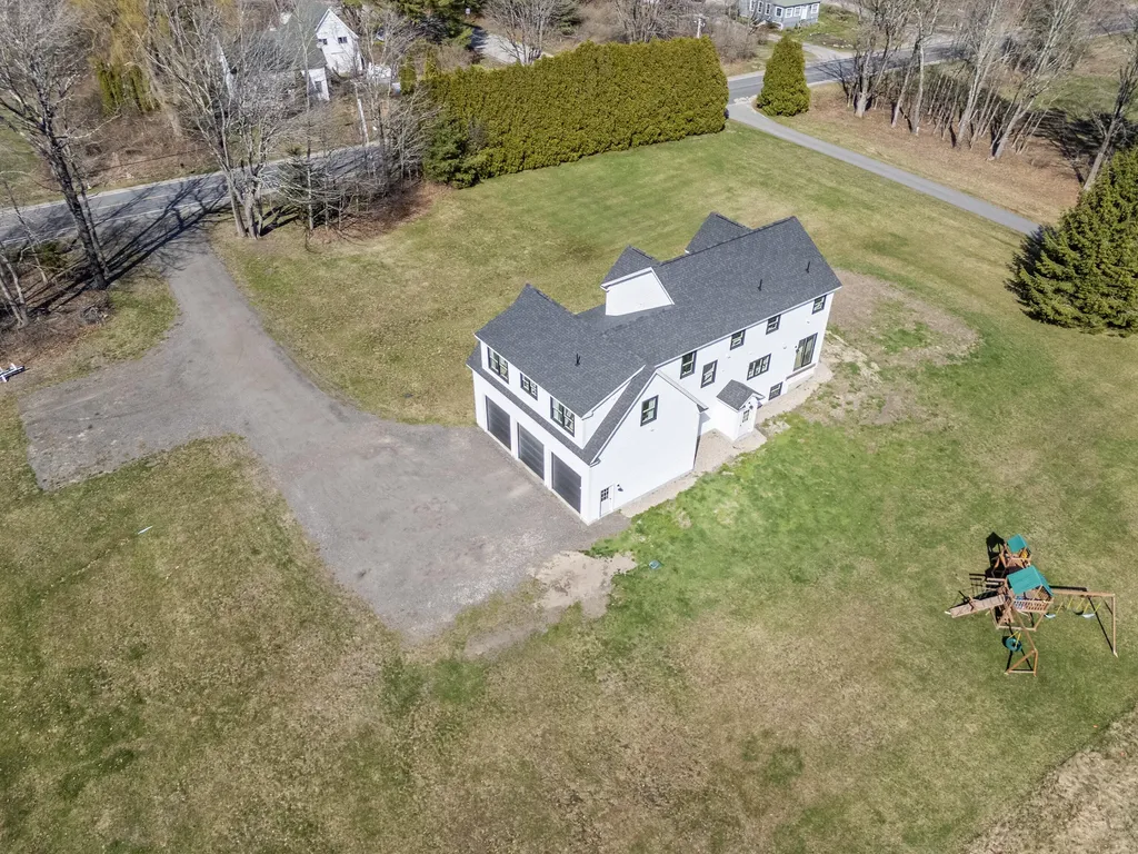 271 River Road Arundel ME 04046