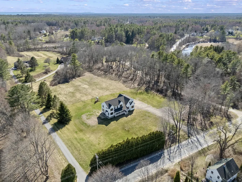 271 River Road Arundel ME 04046