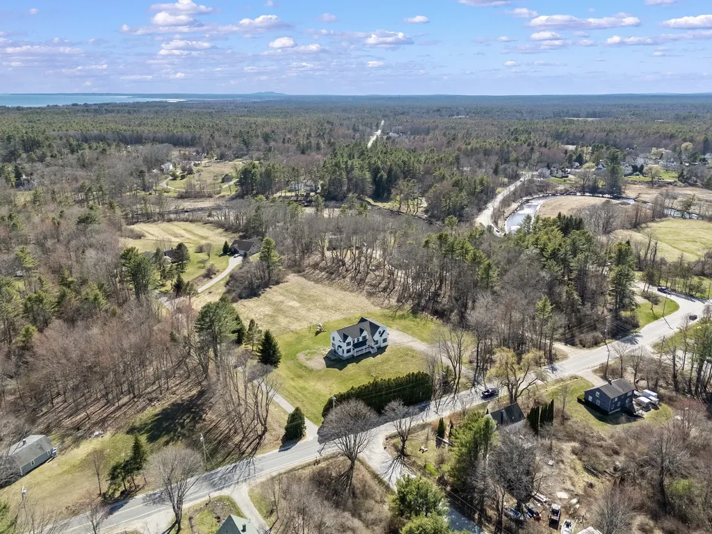271 River Road Arundel ME 04046