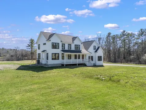 271 River Road Arundel ME 04046