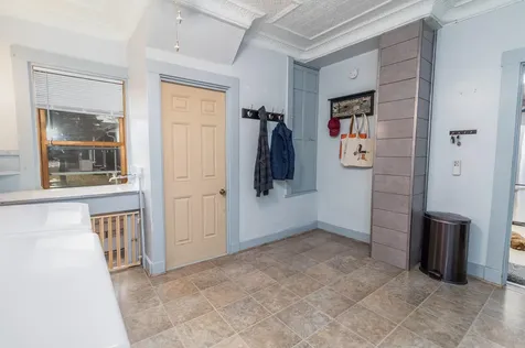 54 High Street Paris ME 04281