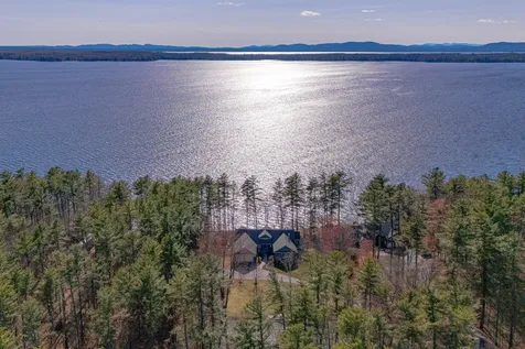 10 Cape View Drive Windham ME 04062
