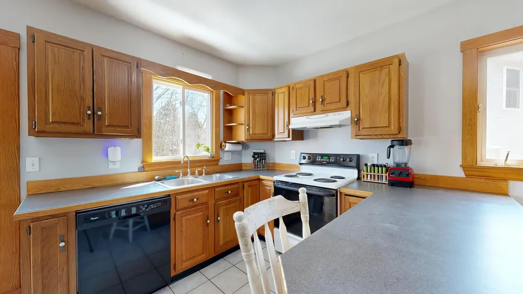 197 Bridge Street Westbrook ME 04092