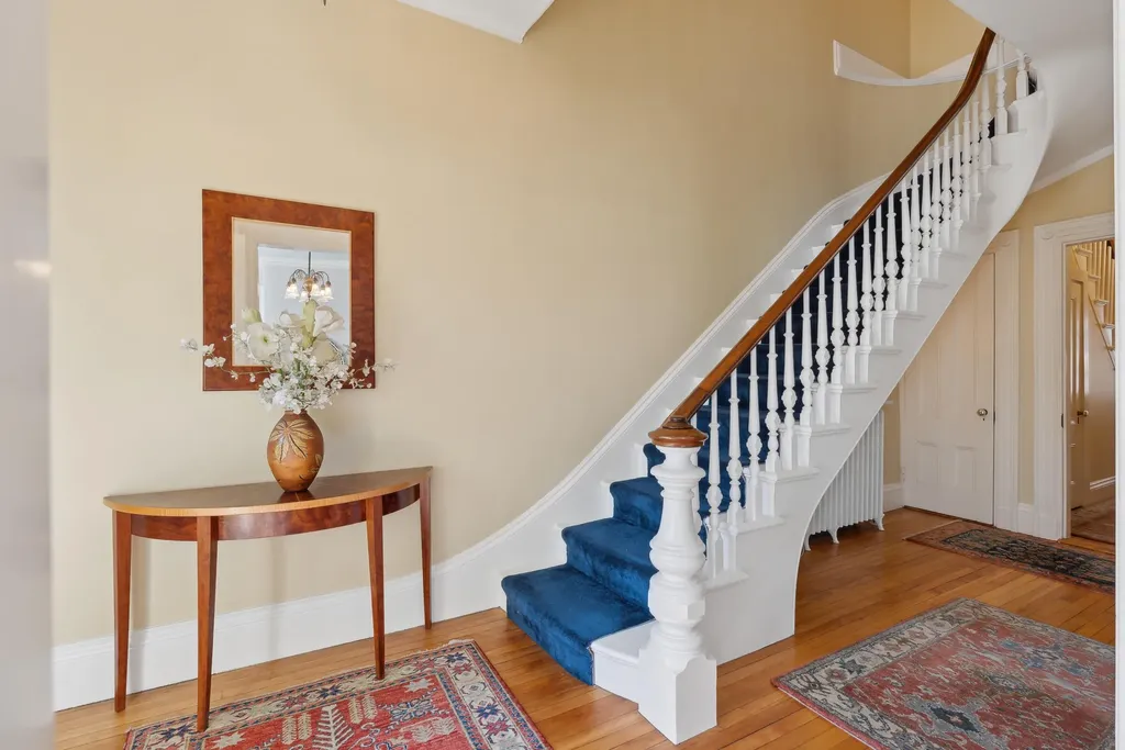 64 Thomas Street Portland ME 04102