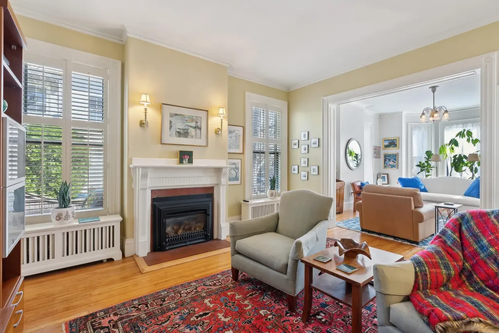 64 Thomas Street Portland ME 04102