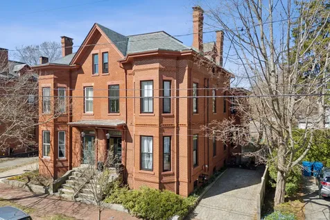 64 Thomas Street Portland ME 04102