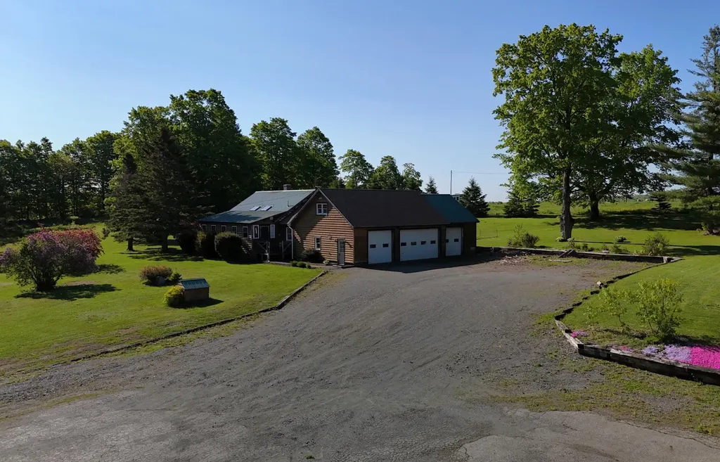 129 Ledge Hill Road Corinth ME 04427