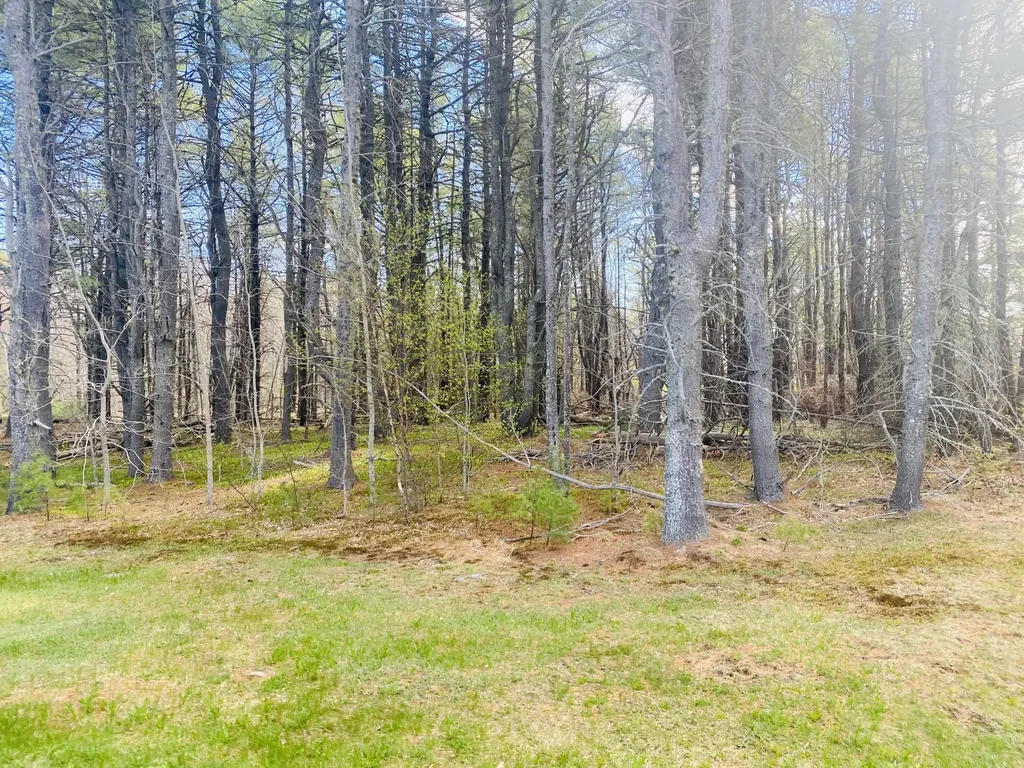 165 (#13) Pine Ledge Road Bangor ME 04401