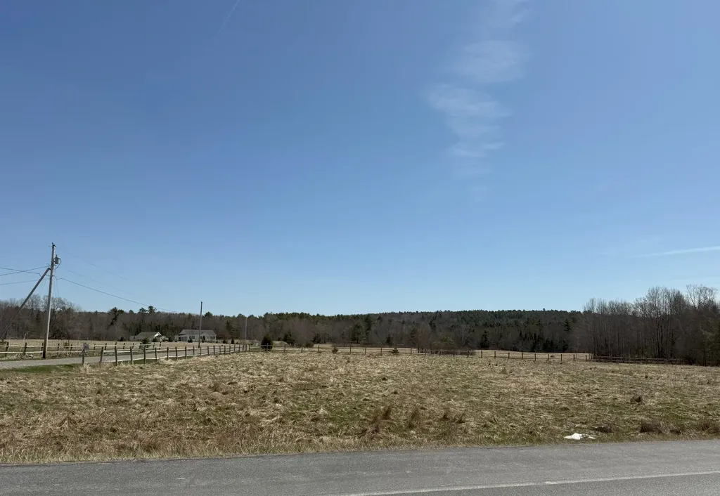 992 River Road Orrington ME 04474