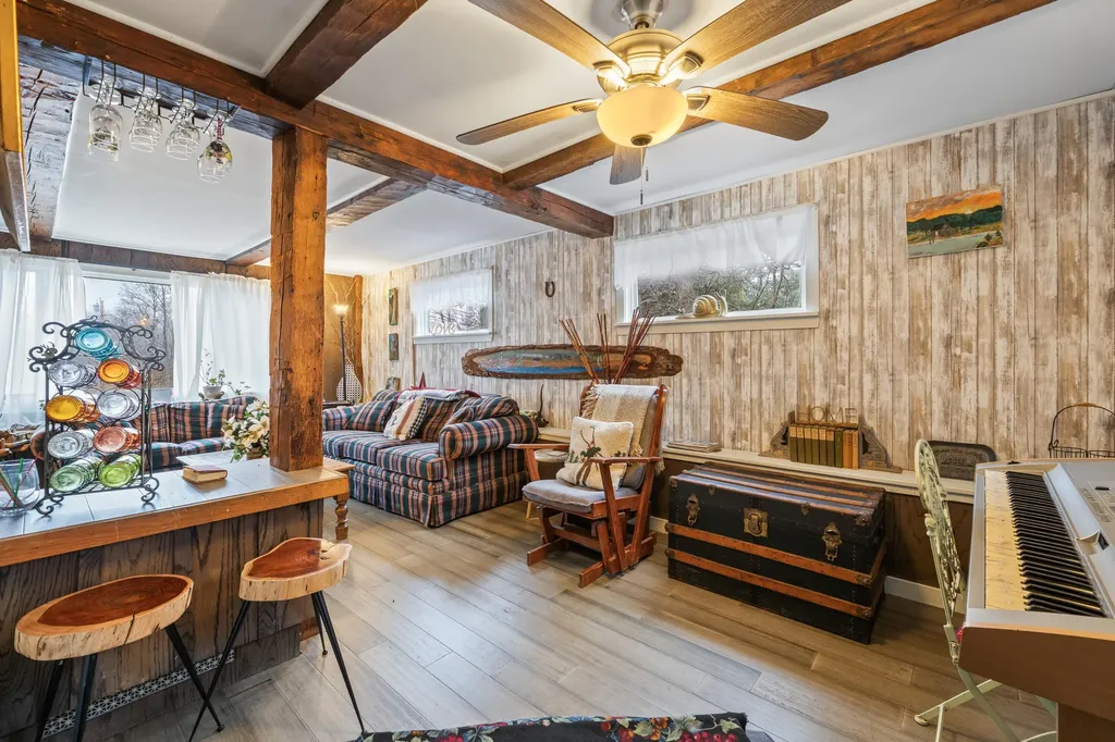 824 Prospect Avenue Rumford ME 04276