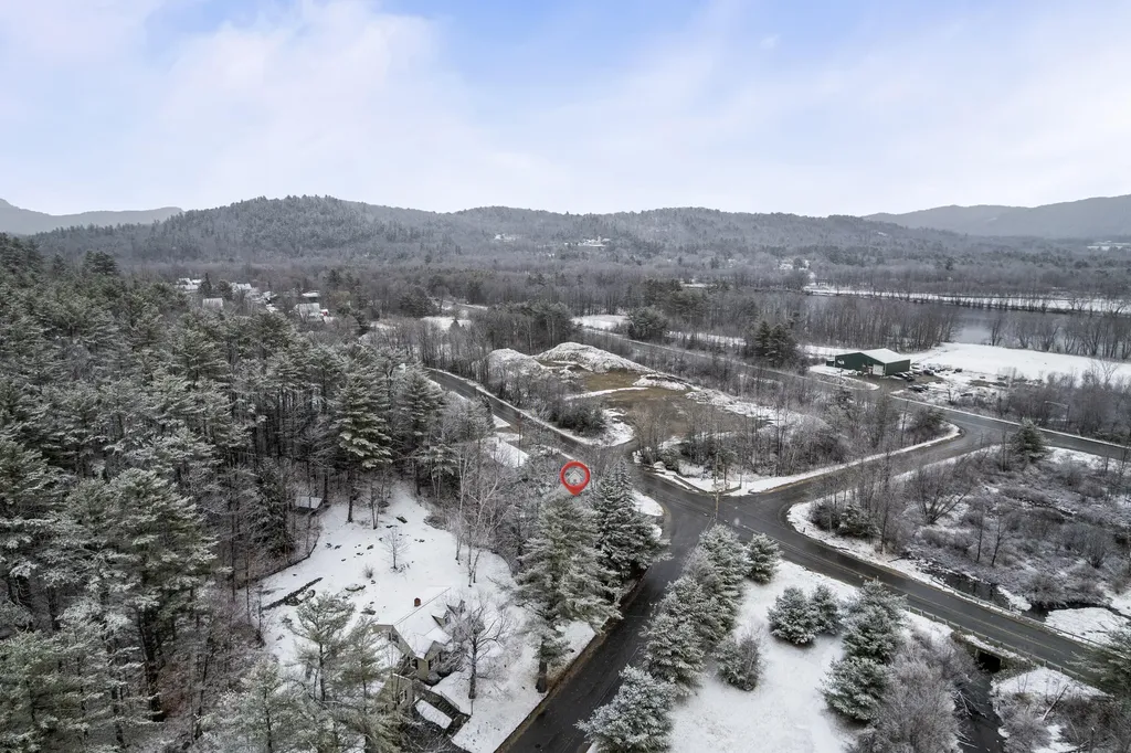 824 Prospect Avenue Rumford ME 04276
