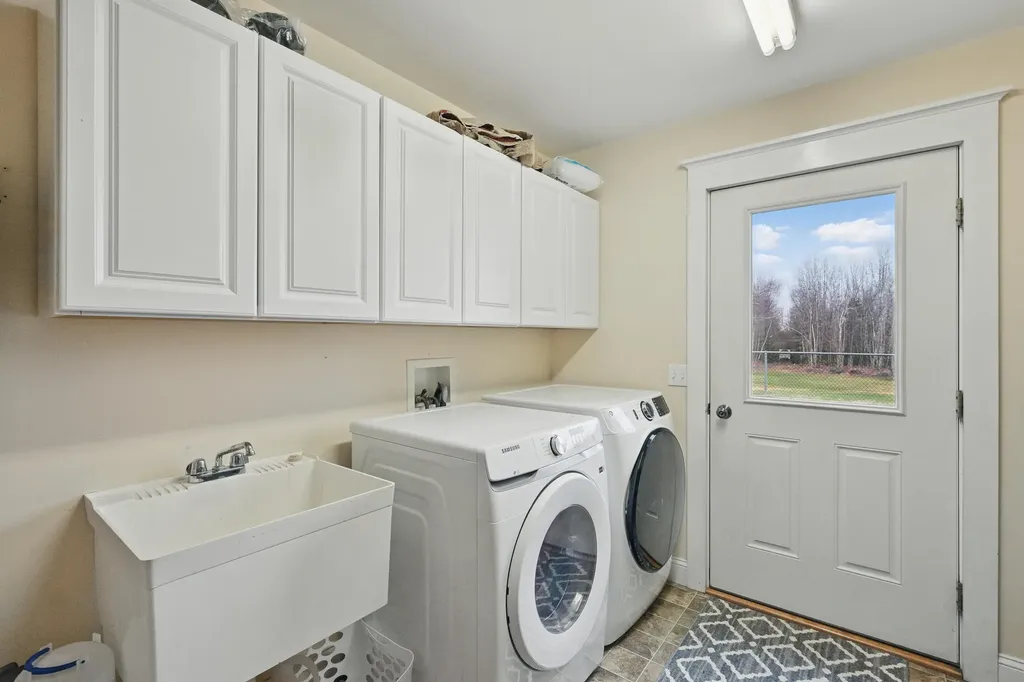 137 Phillips Corner Road Pittsfield ME 04967