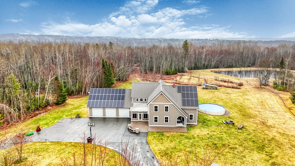 137 Phillips Corner Road Pittsfield ME 04967