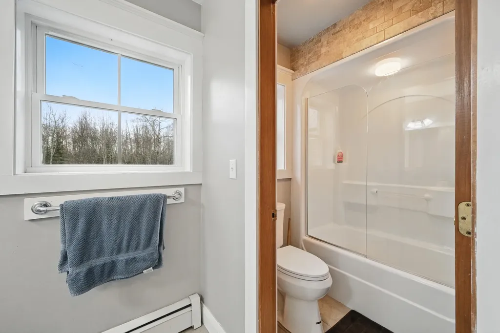 137 Phillips Corner Road Pittsfield ME 04967