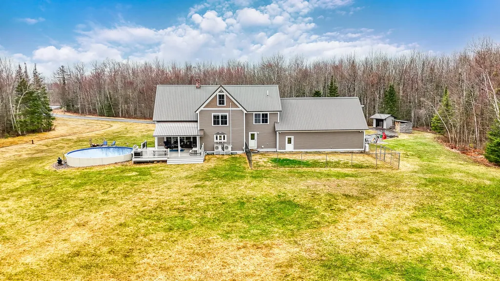 137 Phillips Corner Road Pittsfield ME 04967