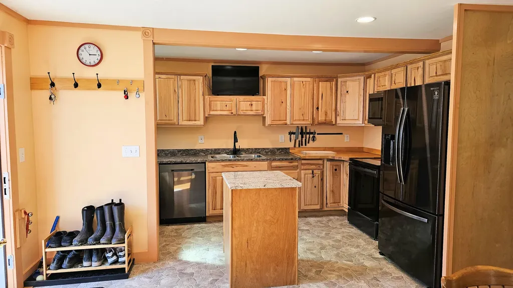 657 Mount Ephraim Road Searsport ME 04974