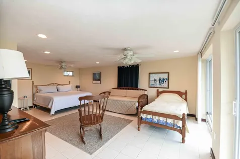 17 Bank Road York ME 03909