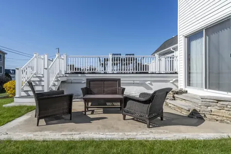 17 Bank Road York ME 03909