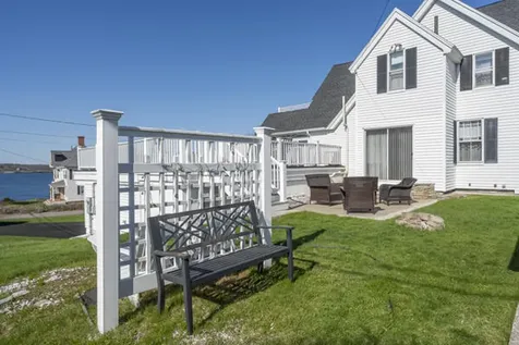 17 Bank Road York ME 03909