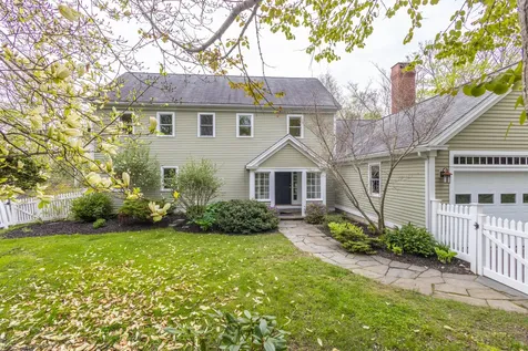 17 Spruce Street Rockport ME 04856