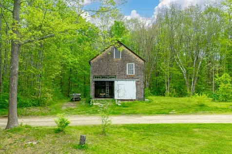 6 Bluebird Way Kennebunk ME 04043