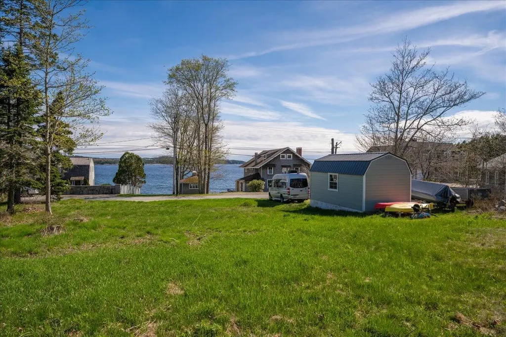 M17 L15 Perkins Street Castine ME 04421