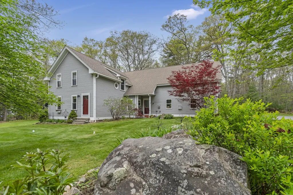 241 Old Stage Road Arrowsic ME 04530
