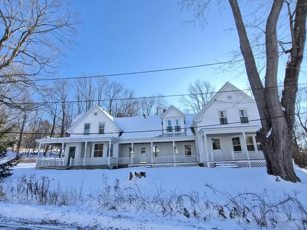 15 Highland Avenue Wilton ME 04294
