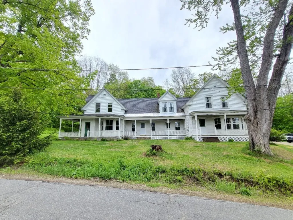 15 Highland Avenue Wilton ME 04294