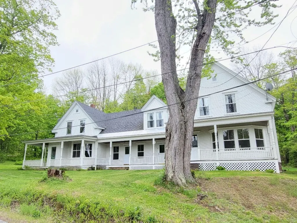 15 Highland Avenue Wilton ME 04294