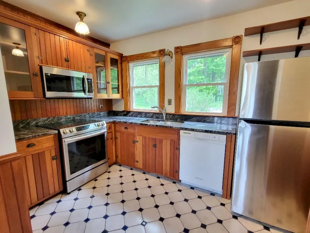 15 Highland Avenue Wilton ME 04294