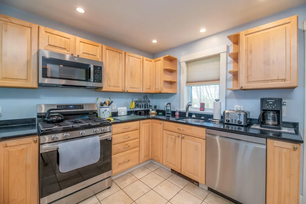 626 Wiscasset Road Pittston ME 04345