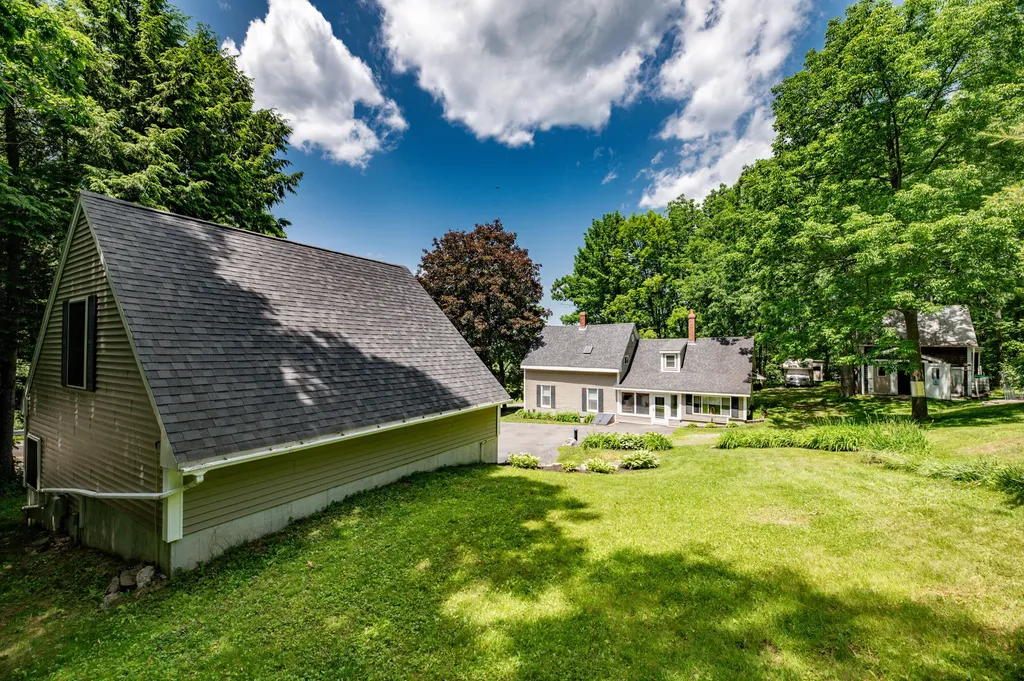 626 Wiscasset Road Pittston ME 04345