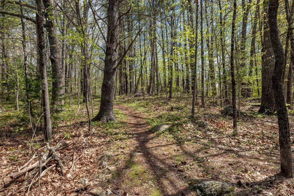 626 Wiscasset Road Pittston ME 04345